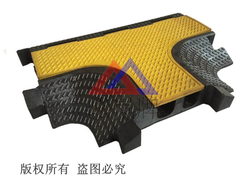 线槽板转角三通