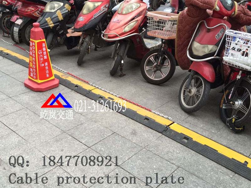 上海万达广场电缆线槽使用